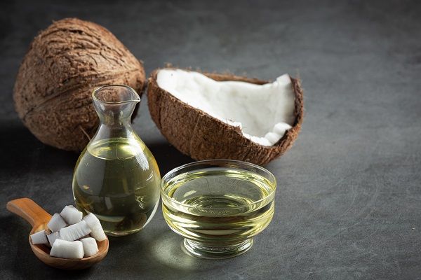 olio di cocco per capelli