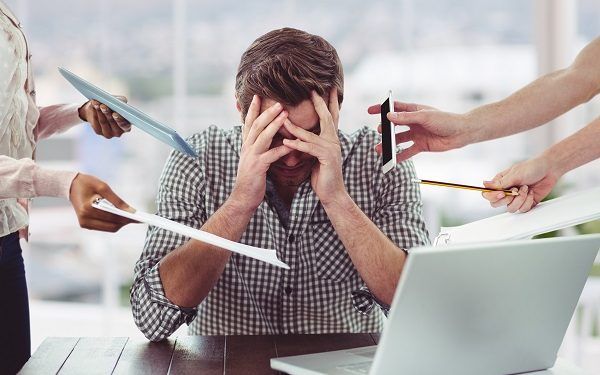 Caduta dei capelli correlata allo stress