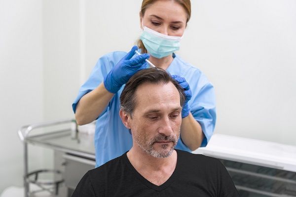 capelli ricrescono dopo trapianto di capelli