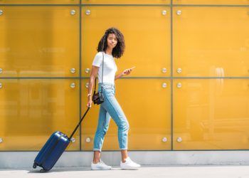 Capelli ricci in viaggio: Ecco come curarli