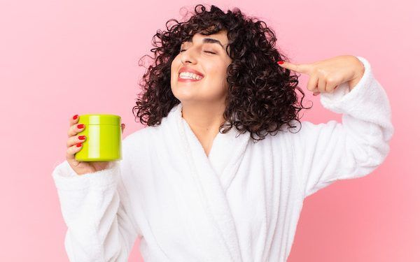 Sebo e idratazione: quanto sono importanti per i capelli?