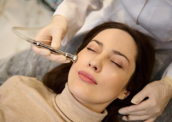 Cos’è la dermoabrasione?