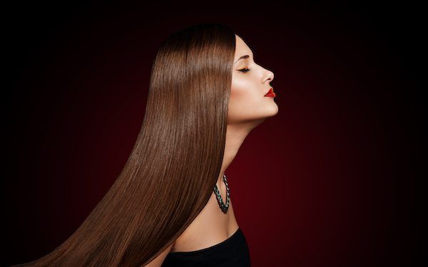 Come avere dei capelli più lucidi subito?