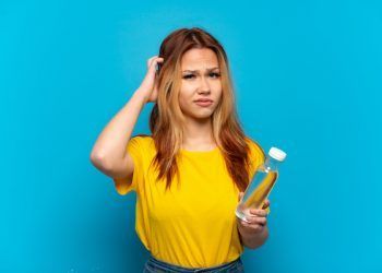 L’acqua dura fa cadere i capelli?
