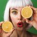 Non vuoi decolorare i capelli? Usa il limone