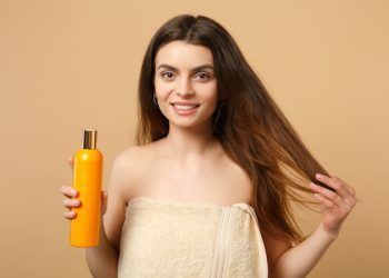 Proteine-che-fanno-bene-ai-capelli