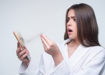 prevenire-la-caduta-dei-capelli