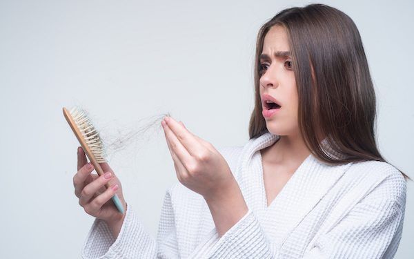 prevenire-la-caduta-dei-capelli