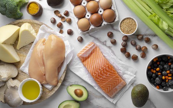 Alimenti ricchi di proteine: aiutano a perdere peso?