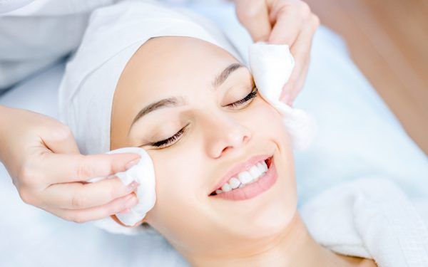 Le 10 migliori cliniche di peeling chimico a Roma