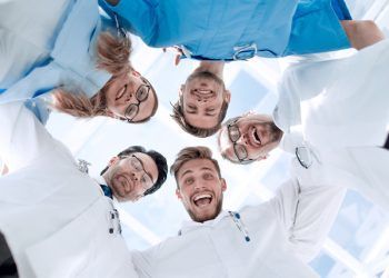 I 10 migliori medici per trapianti di capelli in Italia