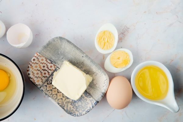 Burro con olio e ingredienti vari