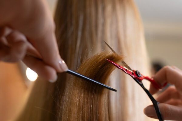 Cosa dovresti fare per mantenere i tuoi capelli belli.